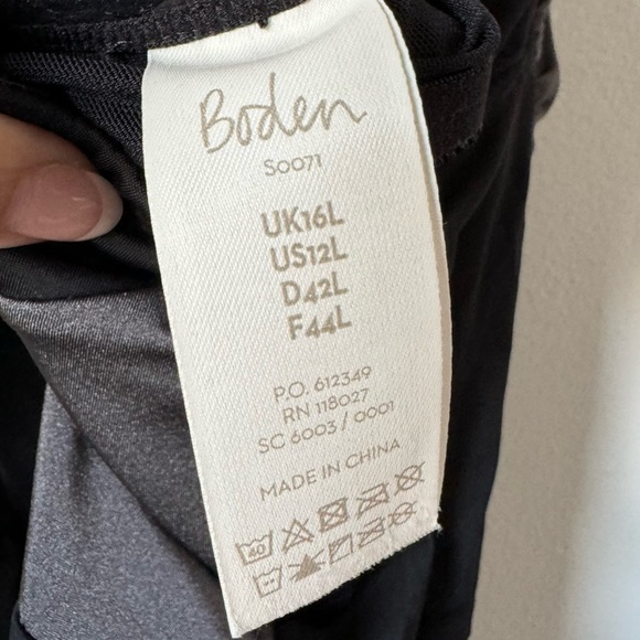 Boden Black Gray Color Block Halter One Piece Swimsuit - Picture 4 of 5